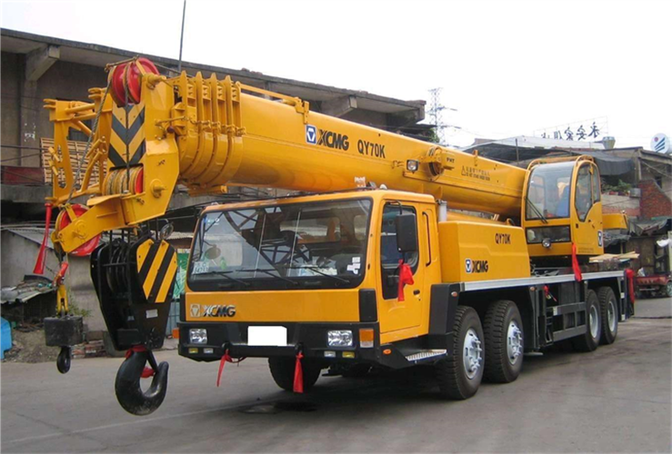 月湖区吊车出租选择重点